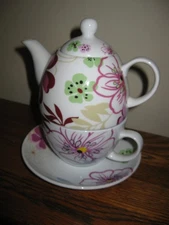 Tea For One Tea Pot 3 pc Abstract Floral Stackable Pot Huge Cup & Saucer MINT