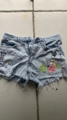 Barbie x Forever 21 Girls Size X Light Wash Floral Denim Cut-Off Shorts