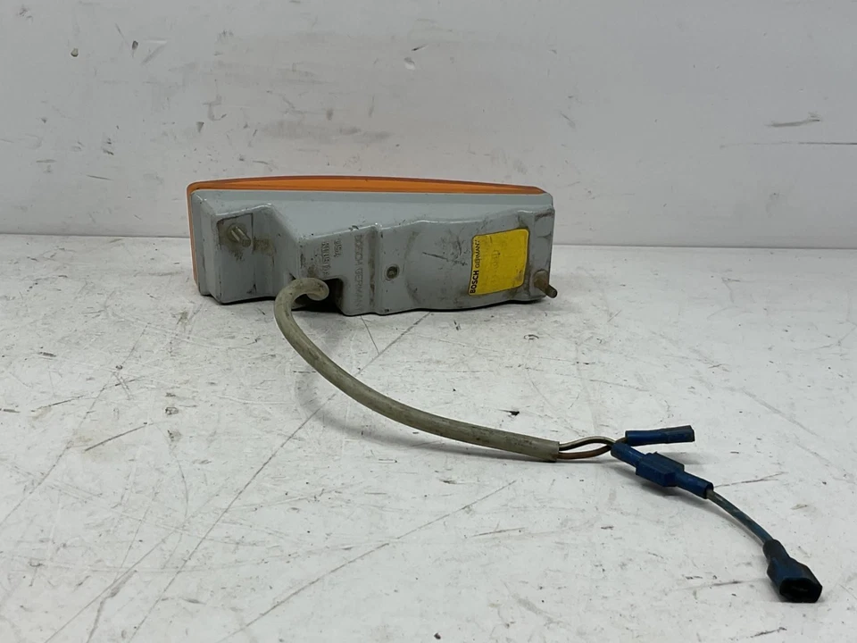 Luz de señalización lateral izquierda o derecha Porsche 911 1974-1989 91163141100 92643 Foto 3 de 3