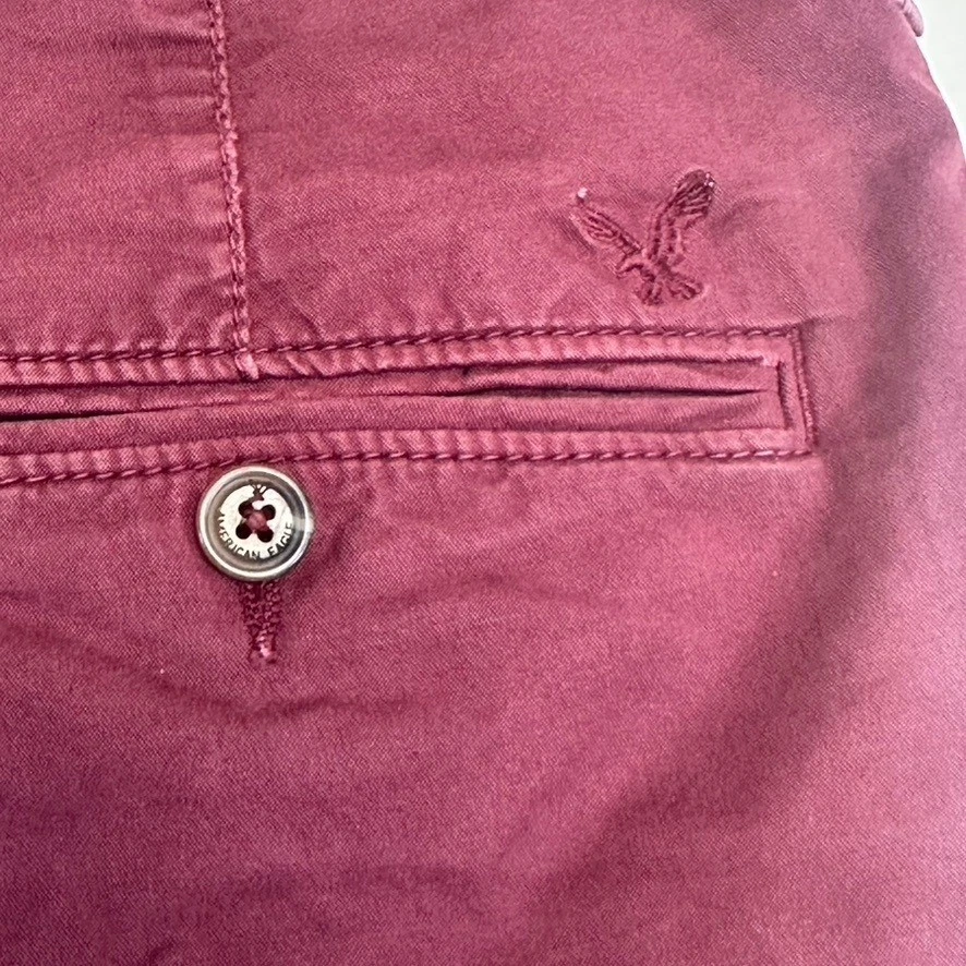 Pantalones Cortos Chinos American Eagle Para Hombres Extreme Flex Ajustados Granate Talla 32 Foto 4 de 4