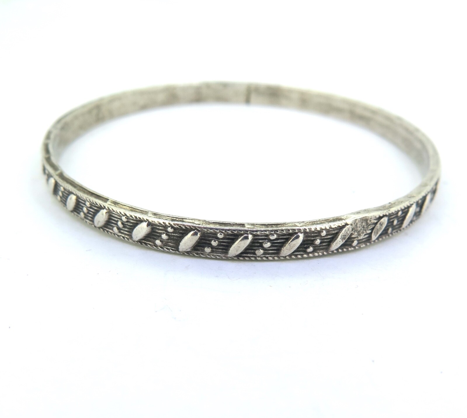 Handmade Solid Sterling Silver Repeating Pattern … - image 2