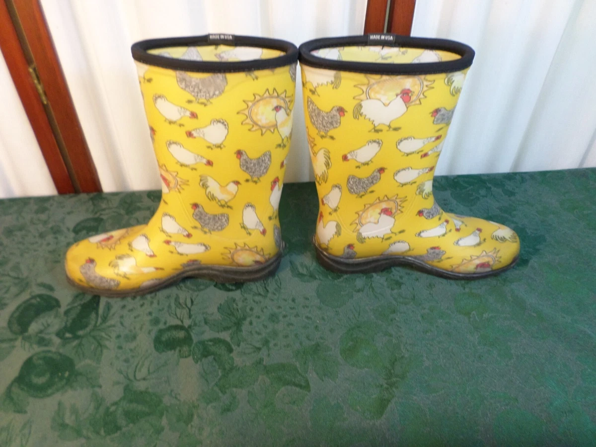 Rubber boots with top chickens on them