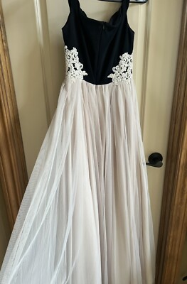 Blondie Nites Long Black/ Beige Floral Appliqu Gown Formal Prom Dress SIZE  5 | eBay