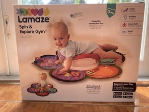 tomy lamaze spin and explore garden gym
