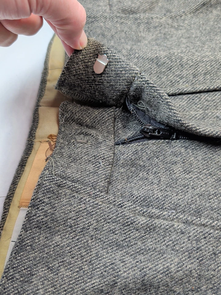 Vintage LANDAV Designs Men’s 36 Wool Blend Brown Herringbone Knicker Pants - Image 3 of 4