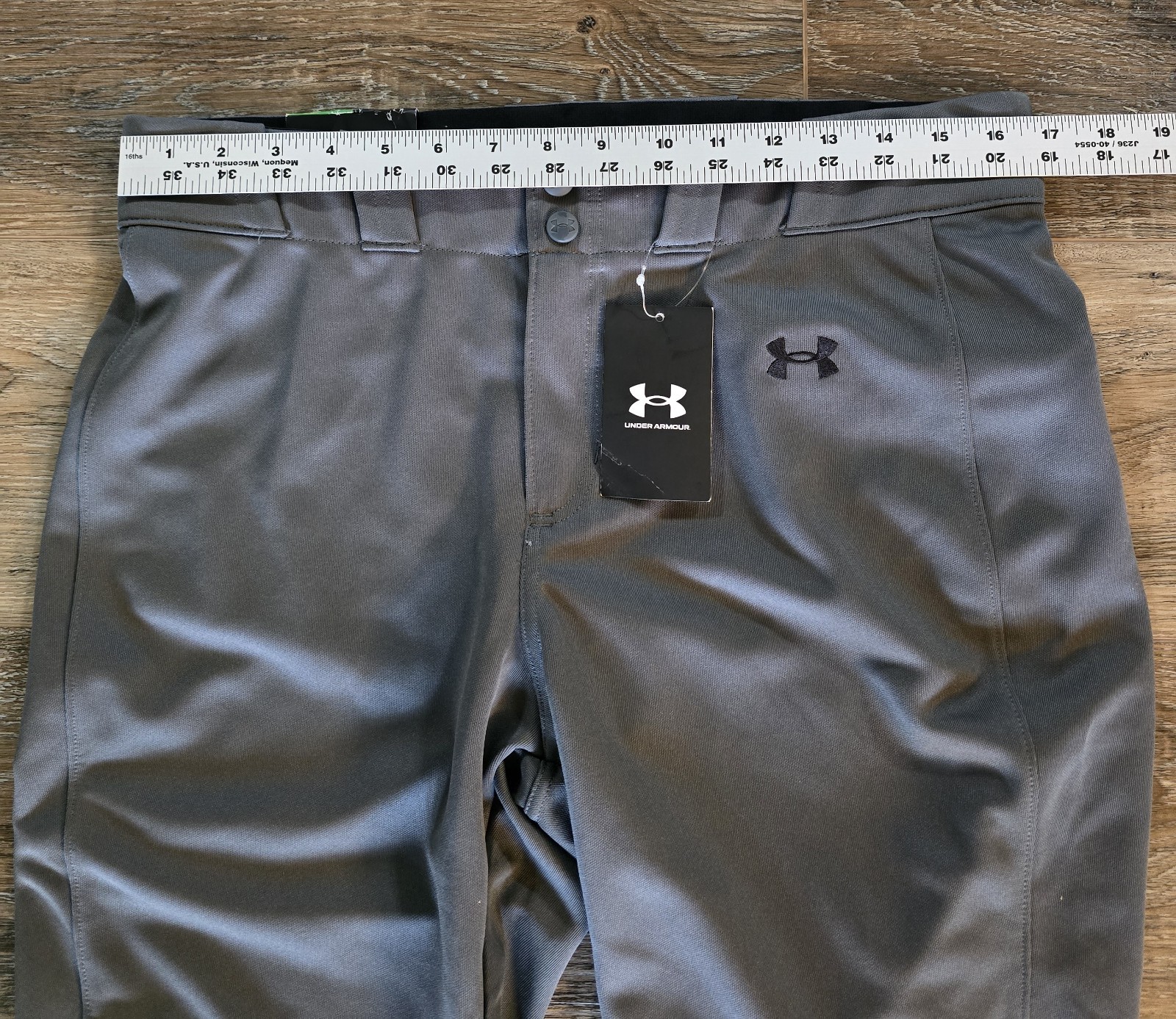 Under Armour Women's Dark Gray Softball Pants Sz L Large Cropped Knee 3/4 NWT thumbnail 5