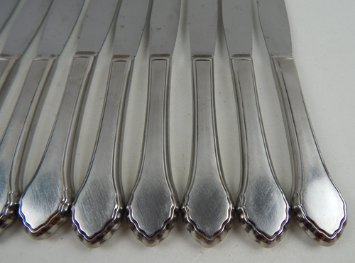 WM A Rogers Deluxe Oneida Ltd. SUMMER MIST/AUTUMN GLOW 12 Pinched Dinner Knives - Picture 4 of 6