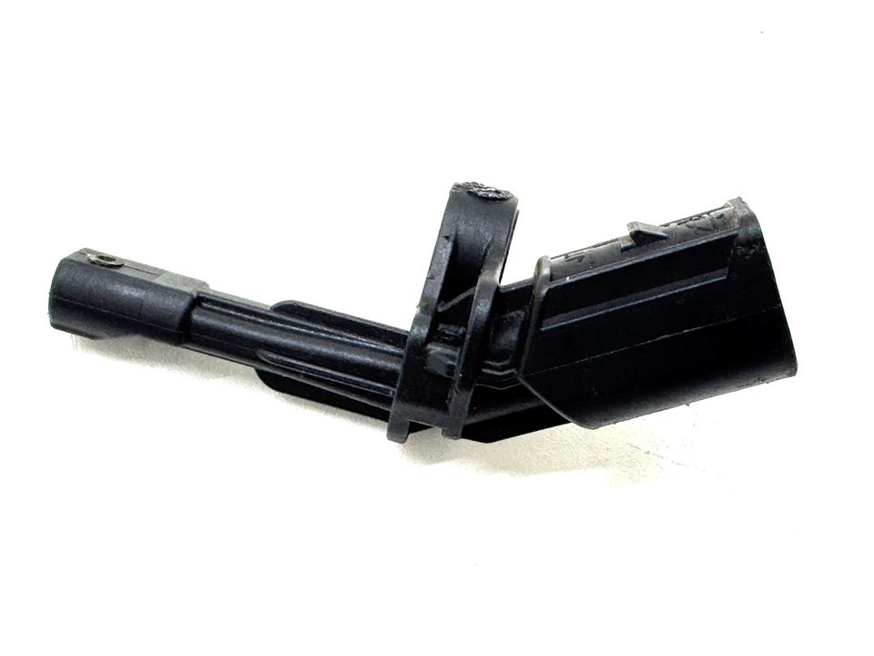 2007–2015 AUDI TT QUATTRO REAR RIGHT ABS WHEEL SPEED SENSOR 1K0927808 OEM - Image 2 of 4