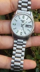 Vintage Seiko 5 7009-3061 Automatic stainless-steel men wristwatch made in Japan