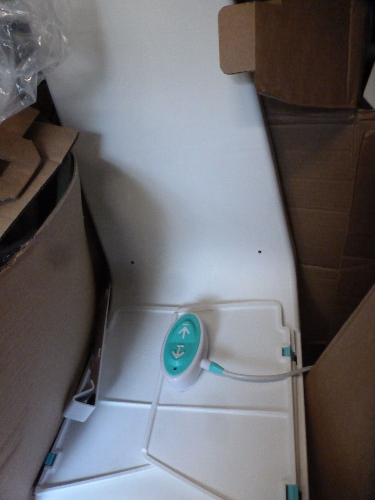 Neptune Bath Lift Excellent Condition RRP £499 Boxed eBay