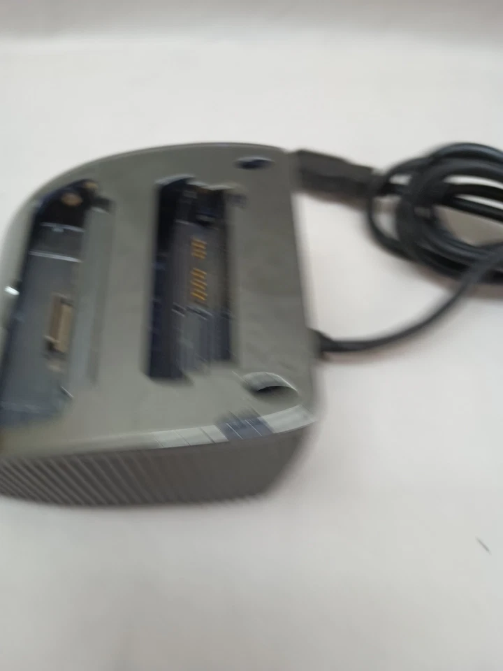 Estación/base de acoplamiento con cable USB Dell (HD03U) para modelo PDA HC02U sin adaptador de CA Foto 4 de 4