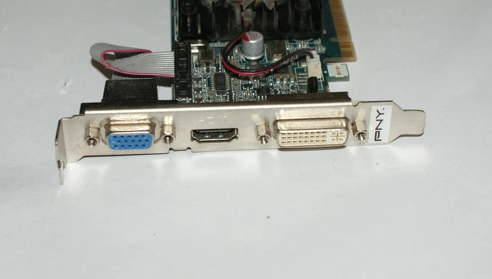 PNY Nvidia GF210 512MB VGA/DVI/HDMI PCIE Graphics Card - Image 3 of 3