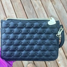 Betsey Johnson Hot Quilted Hearts Cosmetic Case Wristlet Gold Heart Valentine