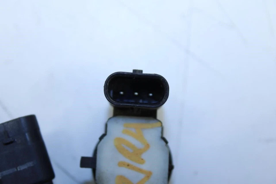 2015-2016 BMW 435i Gran Coupe xDrive Ultrasonic Front Parking Sensor Set of 4 - Image 4 of 4