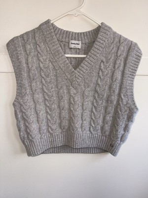 Aritzia Sunday Best Winston Cable Knit Sweater Vest Small Merino Wool Preppy