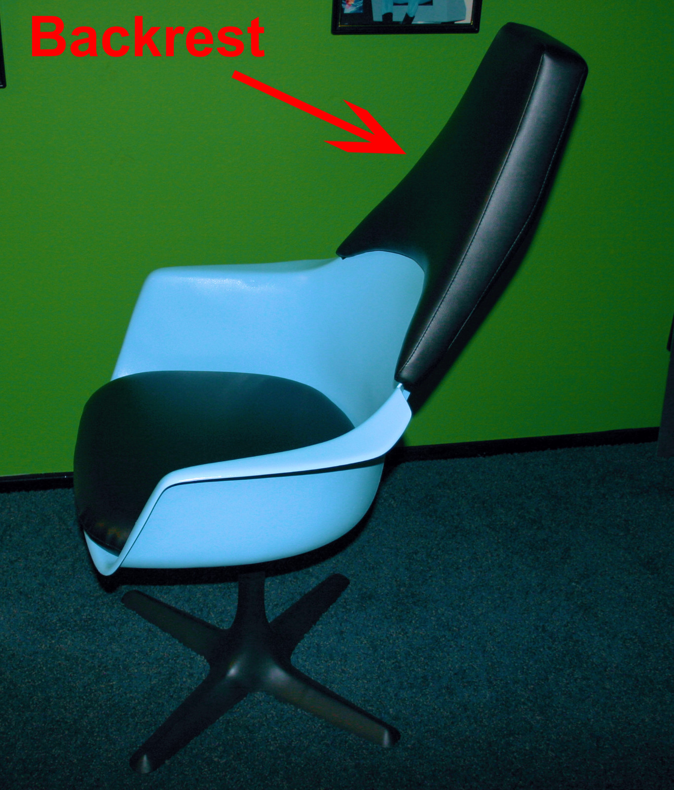 To A Star Trek (tos) Chair