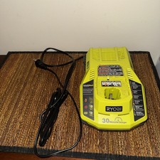 Ryobi P117 Battery Charger 18V Green ONE 30 Minute Fast Charge-TESTED  WORKS
