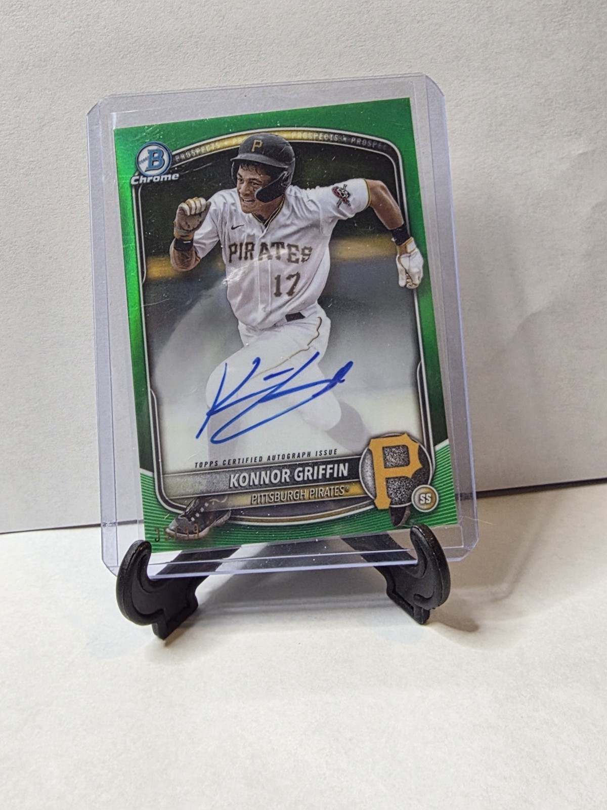 2025 Bowman Chrome Konnor Griffin True Green Refractor Auto 35/99 CPA-KG Pirates