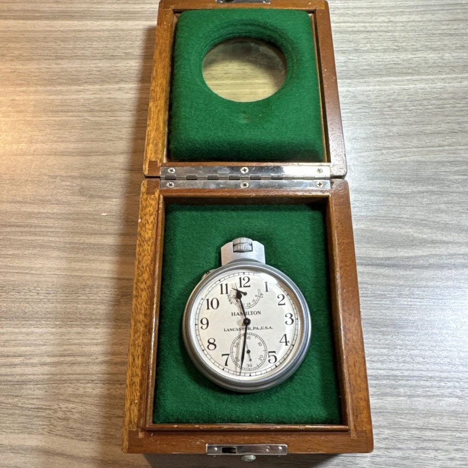 Cronómetro Hamilton Modelo 22 Navales de los Estados Unidos Años 40 con 21 Joyas y Estuche Segunda Guerra Mundial Foto 2 de 4