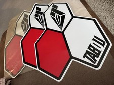TABOU Set ( 2 Stk. ) Segel Sticker Surfbus  Windsurfen Aufkleber Groß 43,5x65cm