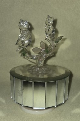 MIRRORED MUSICAL BOX WITH OWL GLASS FIGURINES Music The Impossible Dream