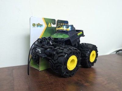 John Deere Kids Monster Treads Gator Lights and Sounds NEW!