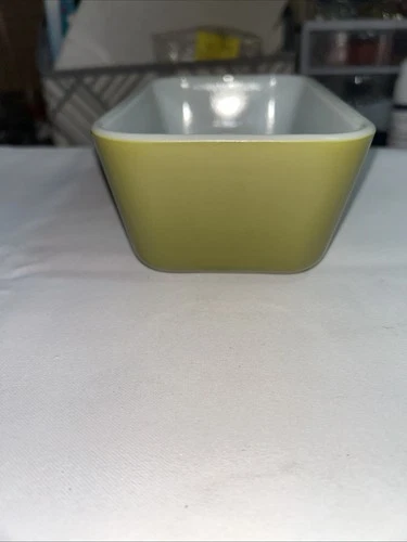 Vintage Pyrex Spring Blossom Green Crazy Daisy 502 Refrigerator Dish No top