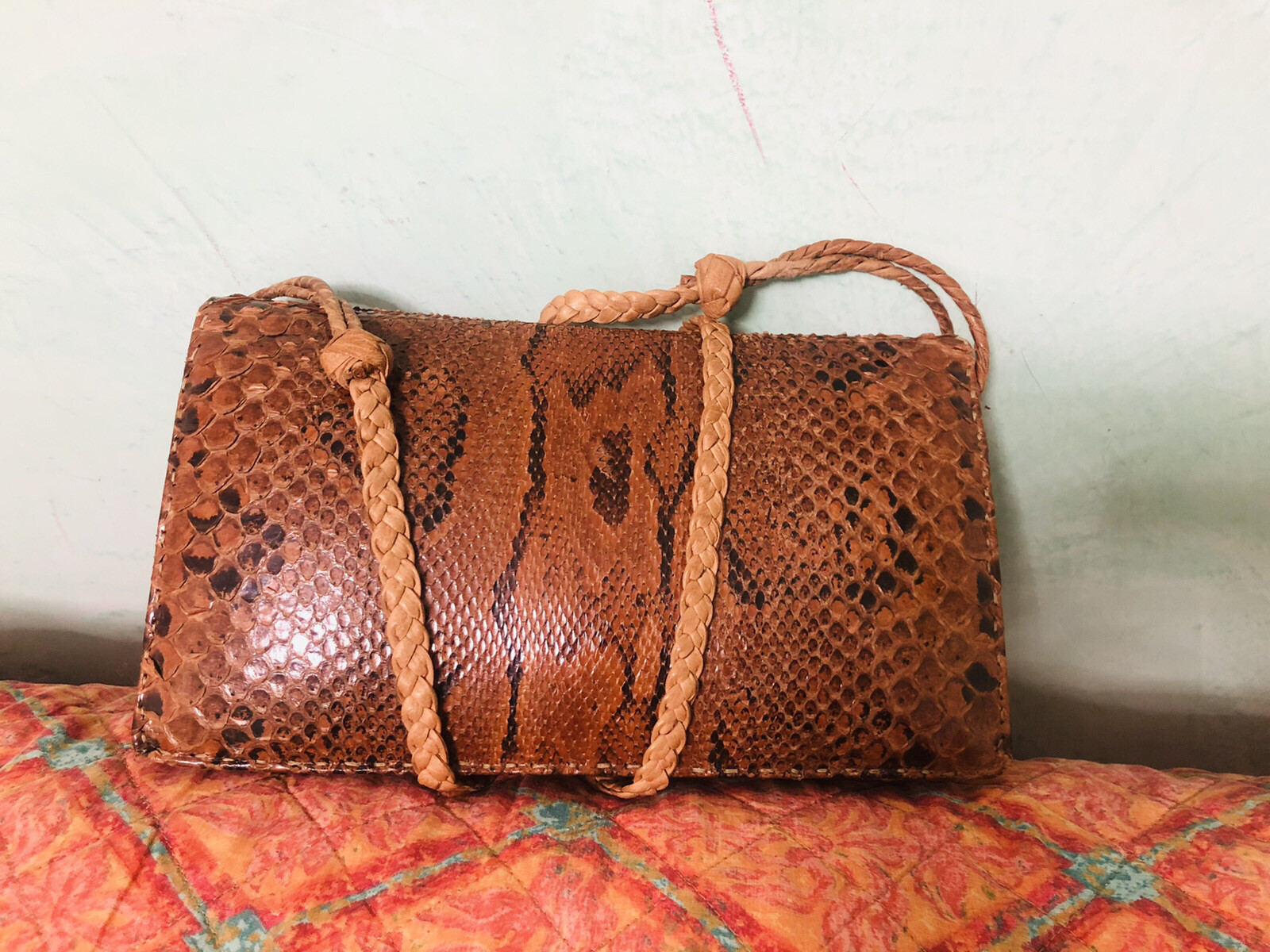 Stylish Vintage Python Snake Leather Shoulder Clu… - image 1