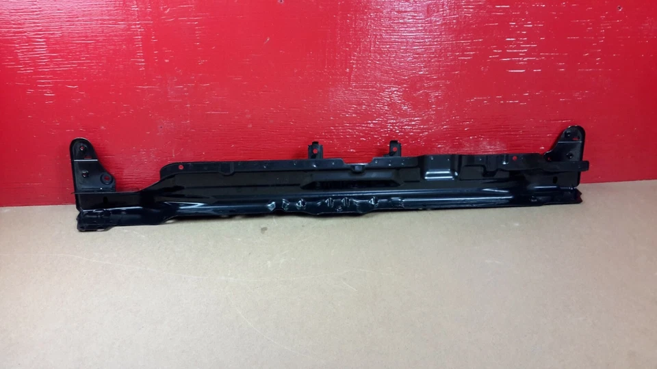 2014-2017 Kia Rondo Radiator Support Upper Bar OEM Foto 2 de 3