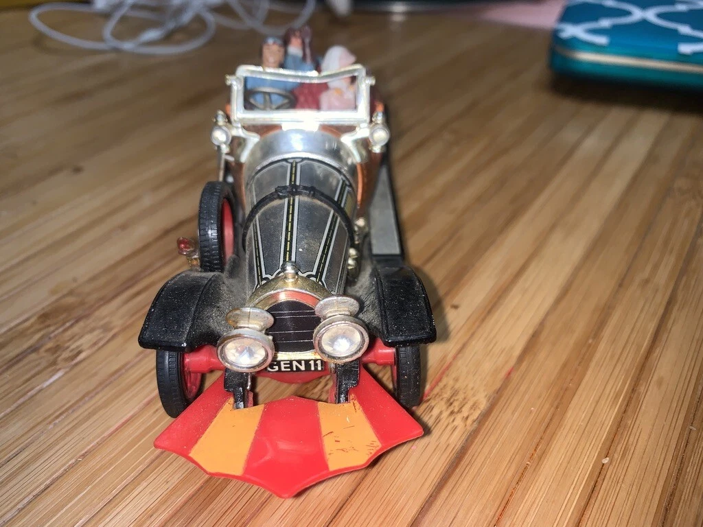 Chitty chitty bang hotsell bang matchbox car