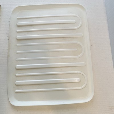 Rubbermaid Drain Tray Board MICROBAN 118D-4 White Made In USA 14.5 X 18 X 1