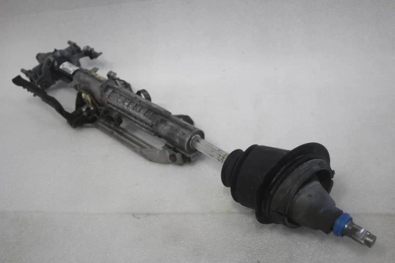 BMW 135i 2008 columna de dirección desnuda Foto 2 de 4