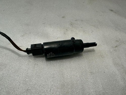 AUDI A6 4F2, C6 Scheinwerferwaschmotor 3B7955681 4.00 Petrol 2016 34130069