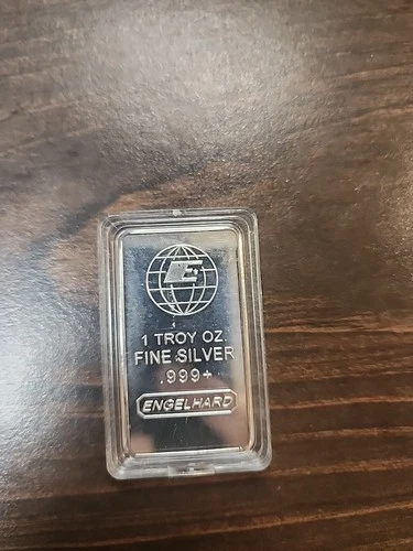 1 SILVER ENGLEHARD .999 FINE SILVER 1 TROY OZ. BAR