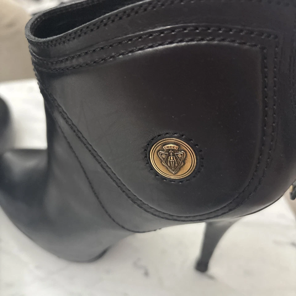 Botines Gucci Talla 9B Foto 3 de 4