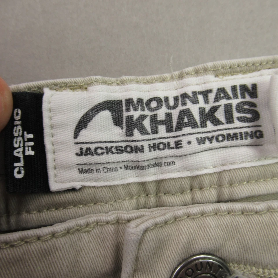 Pantalones Cortos Mountain Khakis Para Hombre 36X9 Bolsillos Carga Calce Clásico Exterior Marfil Foto 4 de 4