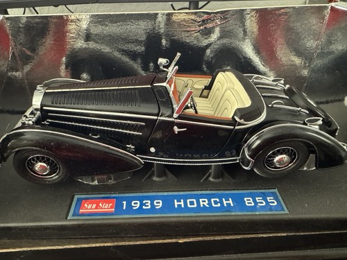 SUN STAR 1/18TH SCALE 1939 HORCH 855 ROADSTER!!! OLD STOCK!!! Missing Parts - Picture 3 of 4