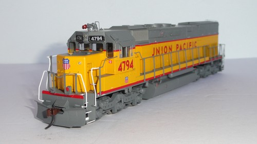 Athearn Union Pacific SD45T-2 # 4794, DCC, luces LED, HO, BONITO | Condition: Used