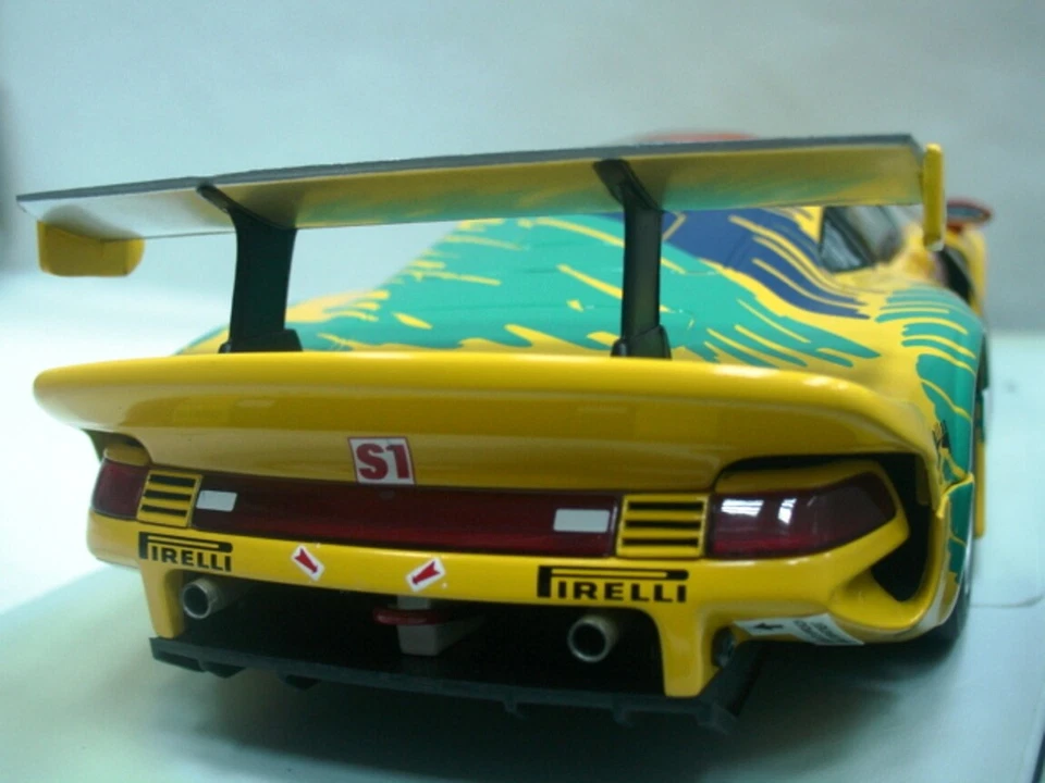 WOW EXTREMAMENTE RARO Porsche 993 GT1 #01 Rohr 1st Sebring 1997 1/18 Minichamps/UT - Imagem 3 de 4