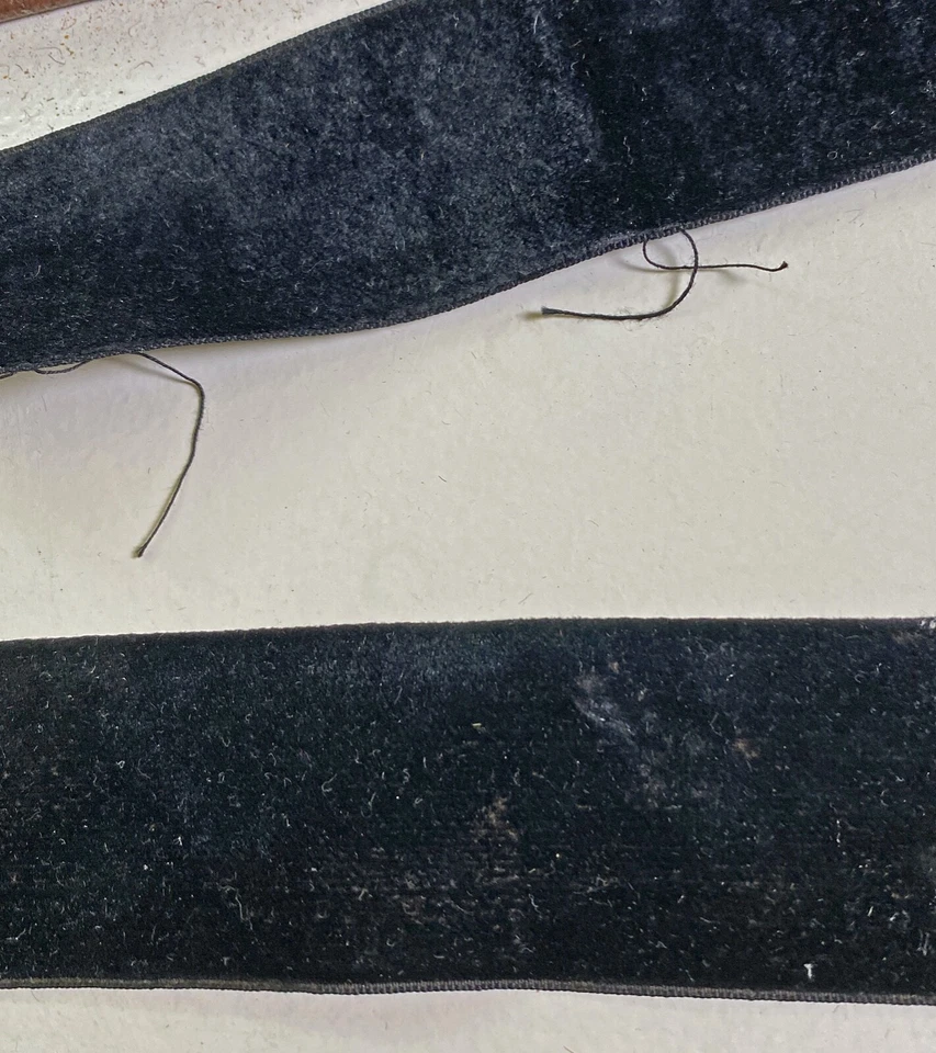 Vintage Antique Silk Satin Backed Velvet Ribbon  WW696 - Image 2 of 3