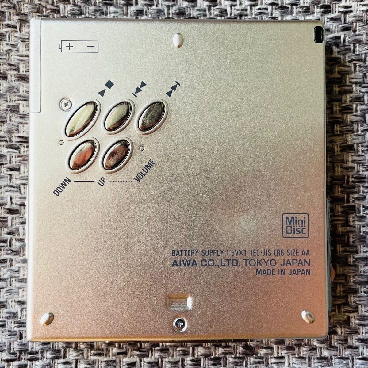 Aiwa AM-HX100 Portable MD Player Remote Earphones MDLP