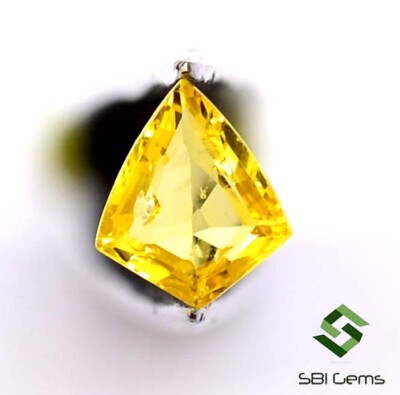 画材 Sapphire Genuine Fine 0.71 Cts Certified Natural Yellow Sapphire Fancy Cut 7x6 mm