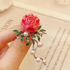 Elegant Rose Flower Brooch Pin for Women New Faux Pearl Fashion Gift Jewelry