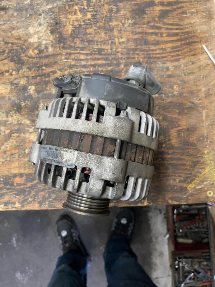 Alternador SUBURBAN 1500 03 04 Foto 3 de 3