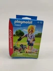 Dog Walker Play Mobil 70883
