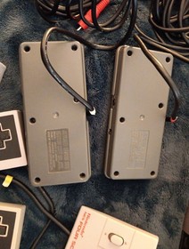 Nintendo (NES) Game Console with controller and games lot! (See description)