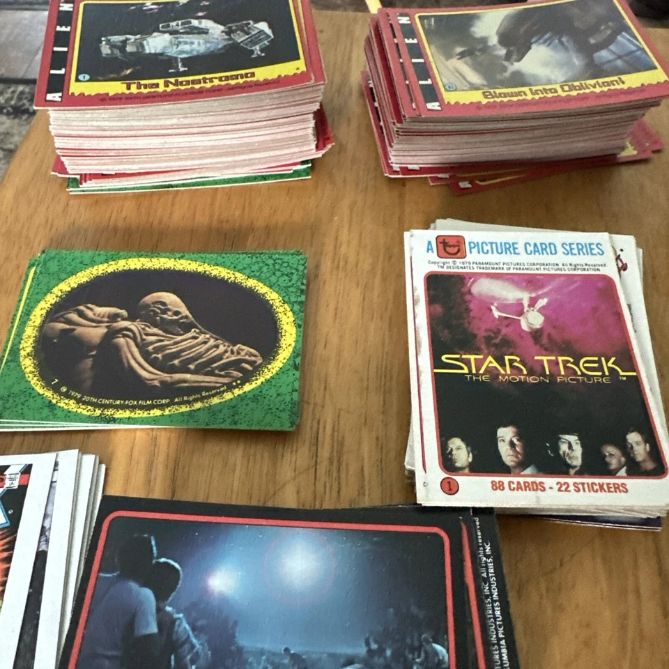 BIG ASSORTMENT  Non Sports Card Trading Cards - ALIEN, STAR TREK, CE3K MOONRAKER - Image 2 of 4