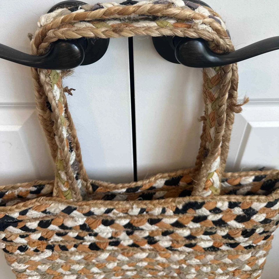 Magid Multi-color Natural Jute boho Shoulder Tote - Image 4 of 4
