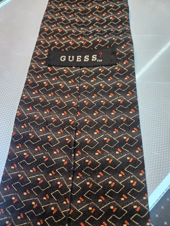 Corbata geométrica marrón vintage GUESS de seda para hombre 4 pulgadas x 56 pulgadas hecha en EE. UU. Foto 2 de 4