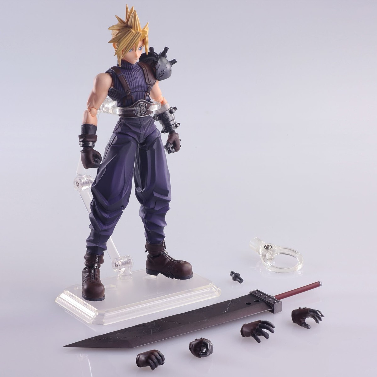 FINAL FANTASY VII Cloud Strife 5.9in Action Figure Bring